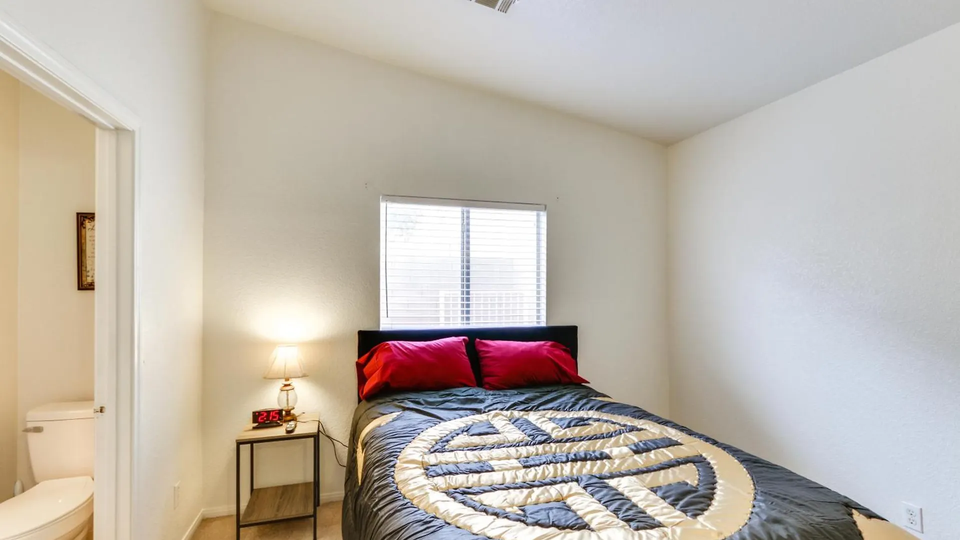 فيلا Pet-Friendly Escape With Grill, 11 Mi To Strip! لاس فيغاس الولايات المتحدة الأمريكية